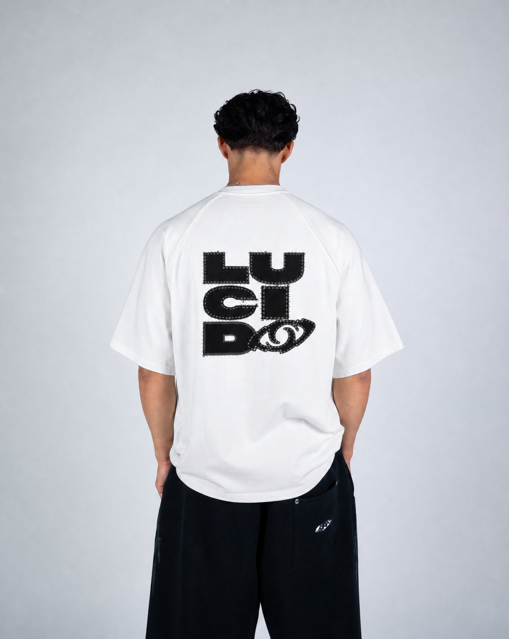 T-shirt Frayed Patch
