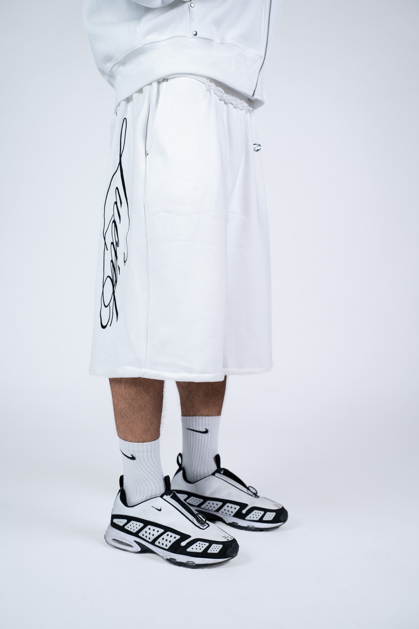 Full White Short