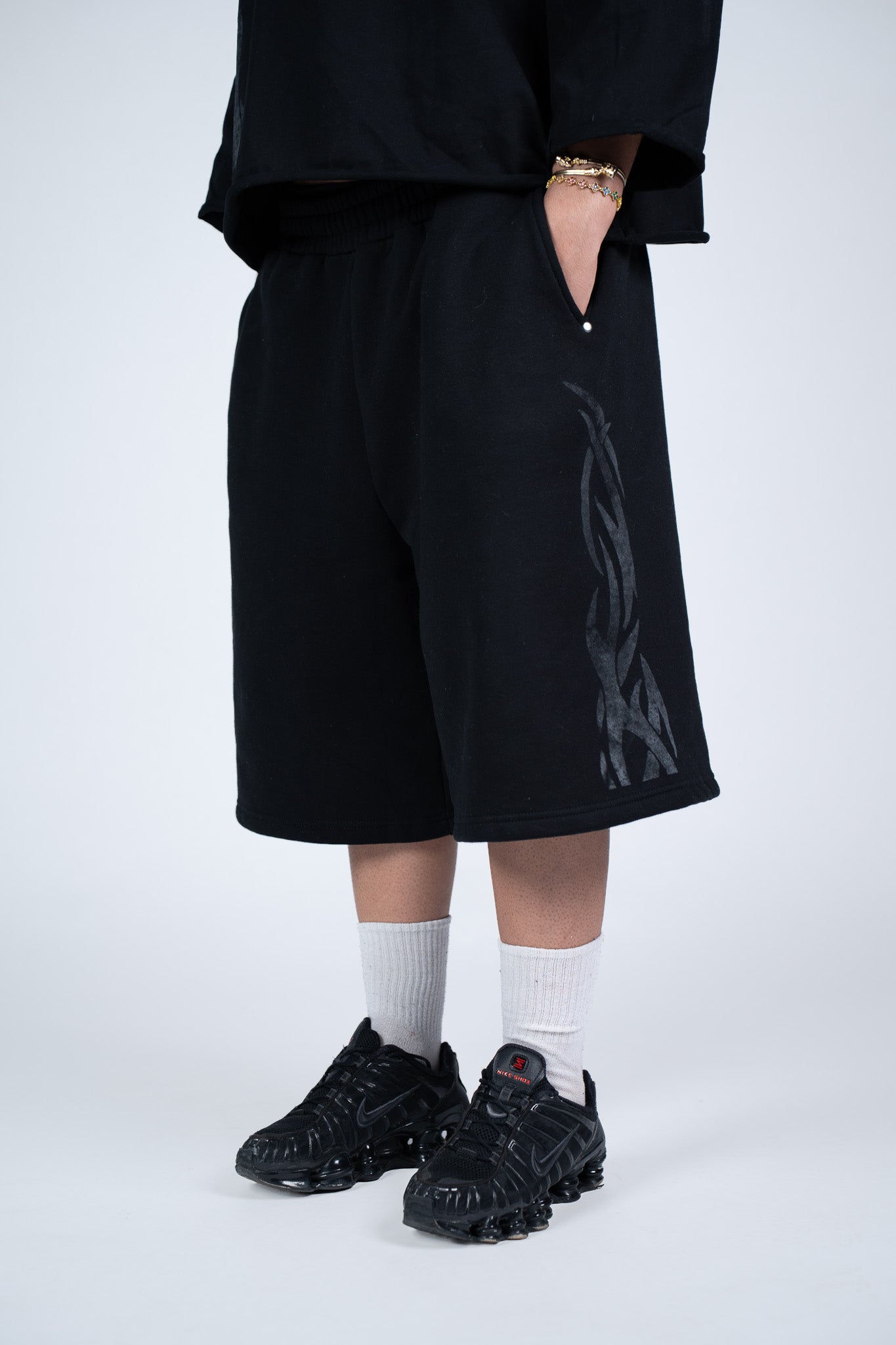 Echo Tribe Short
