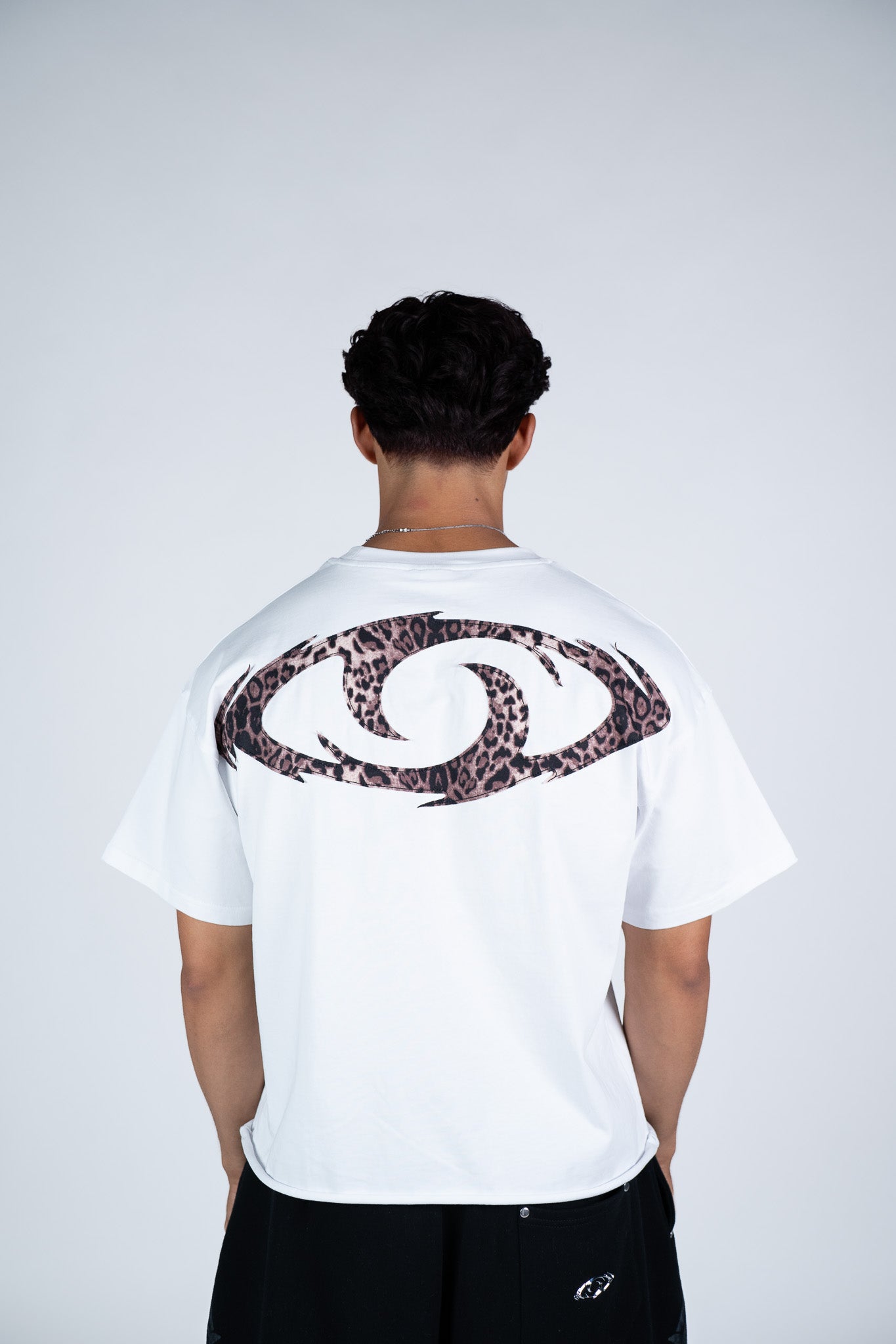 Leopard Organic T-Shirt-thumbmail-5