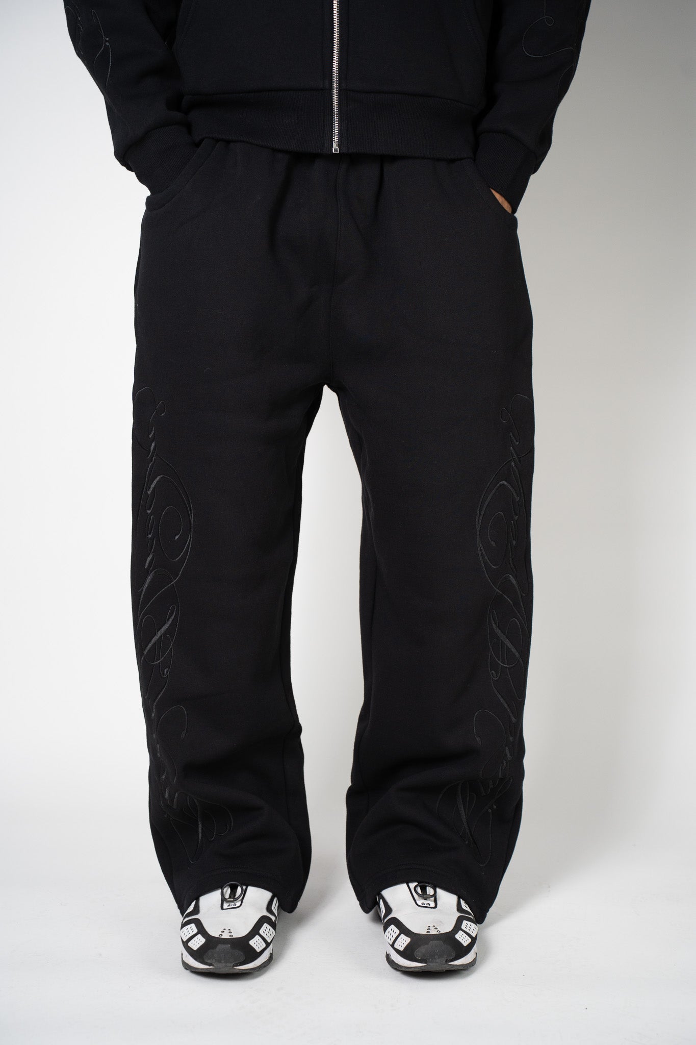 Exo Joggers-thumbmail-6