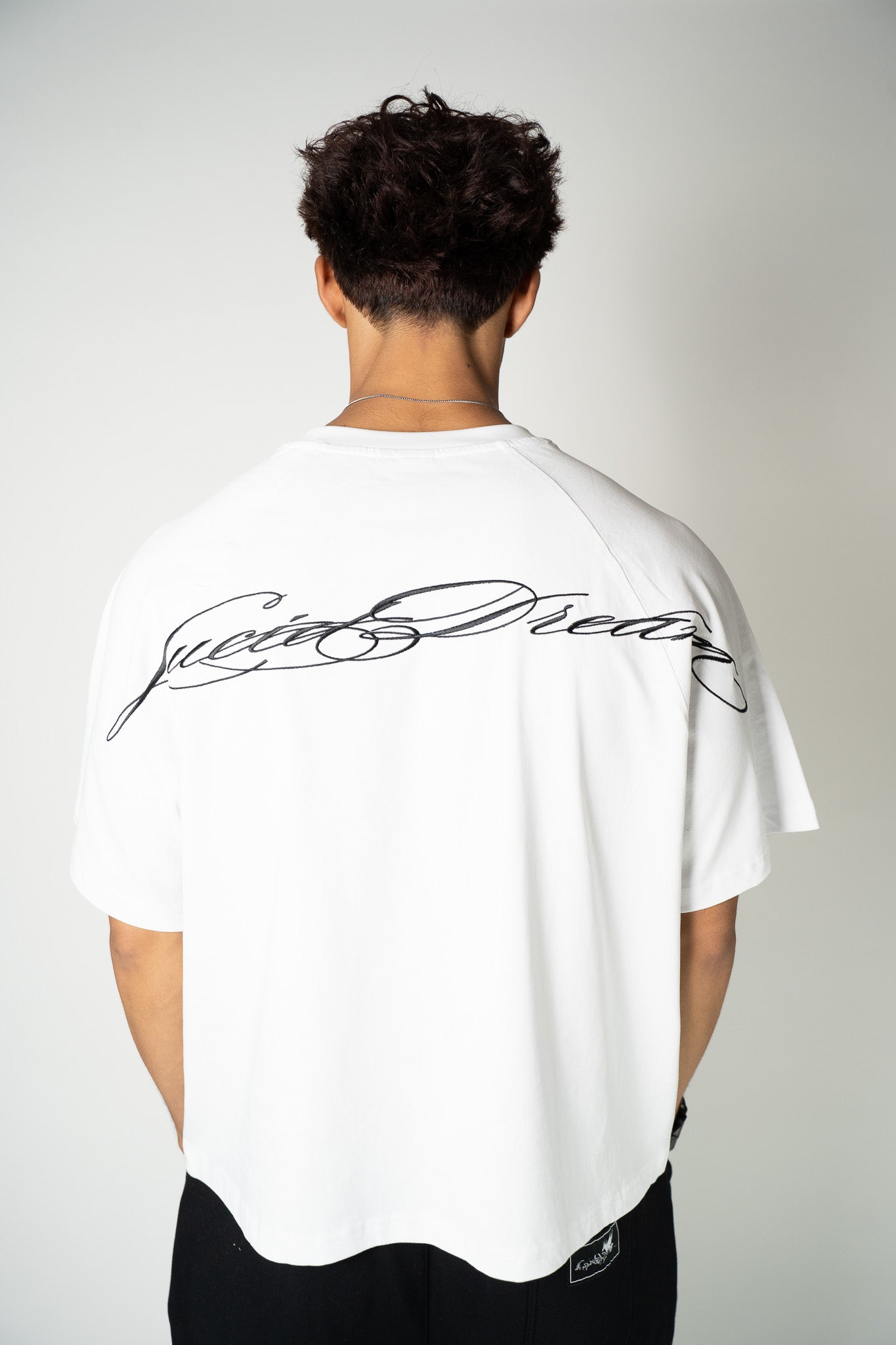 Full White Signature T-shirt